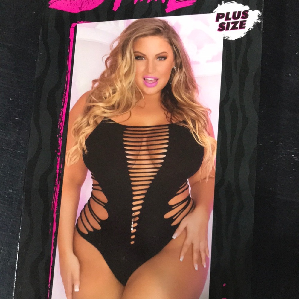 Black bodysuit 1x2x